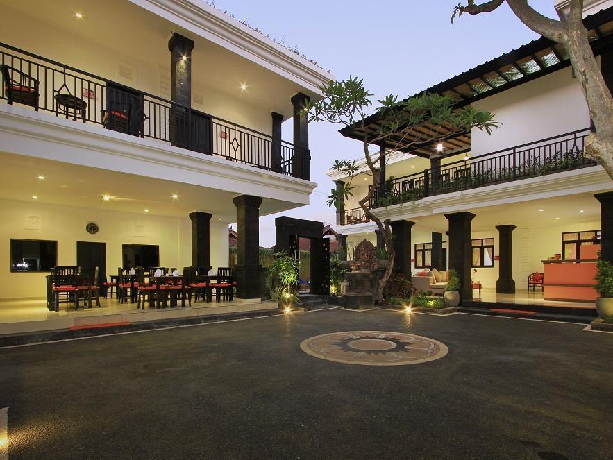 Kubu Anyar Hotel Кута Екстер'єр фото