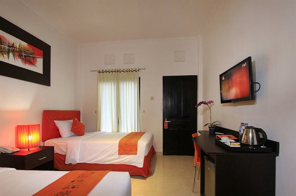 Kubu Anyar Hotel Кута Екстер'єр фото