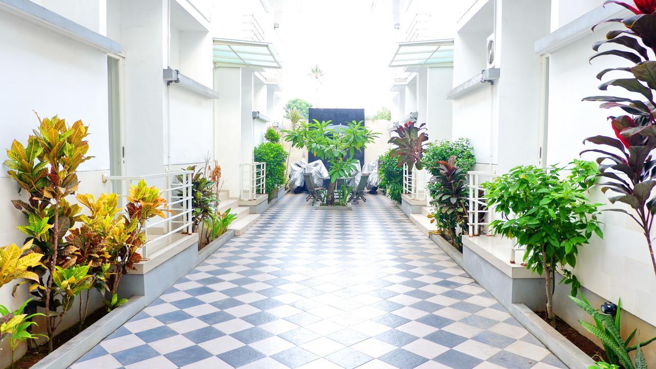 Kubu Anyar Hotel Кута Екстер'єр фото