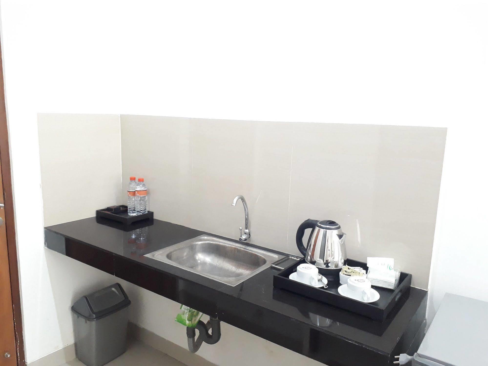 Kubu Anyar Hotel Кута Екстер'єр фото