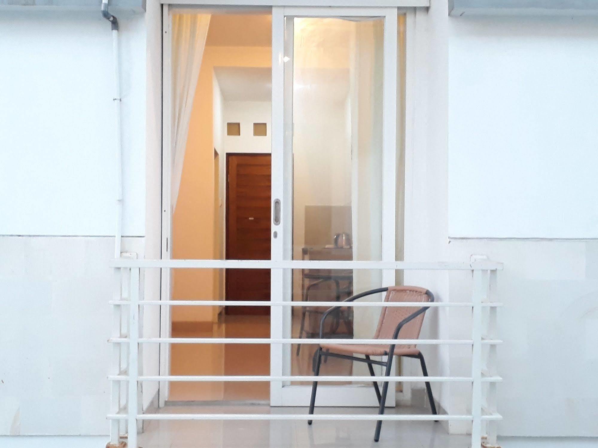 Kubu Anyar Hotel Кута Екстер'єр фото