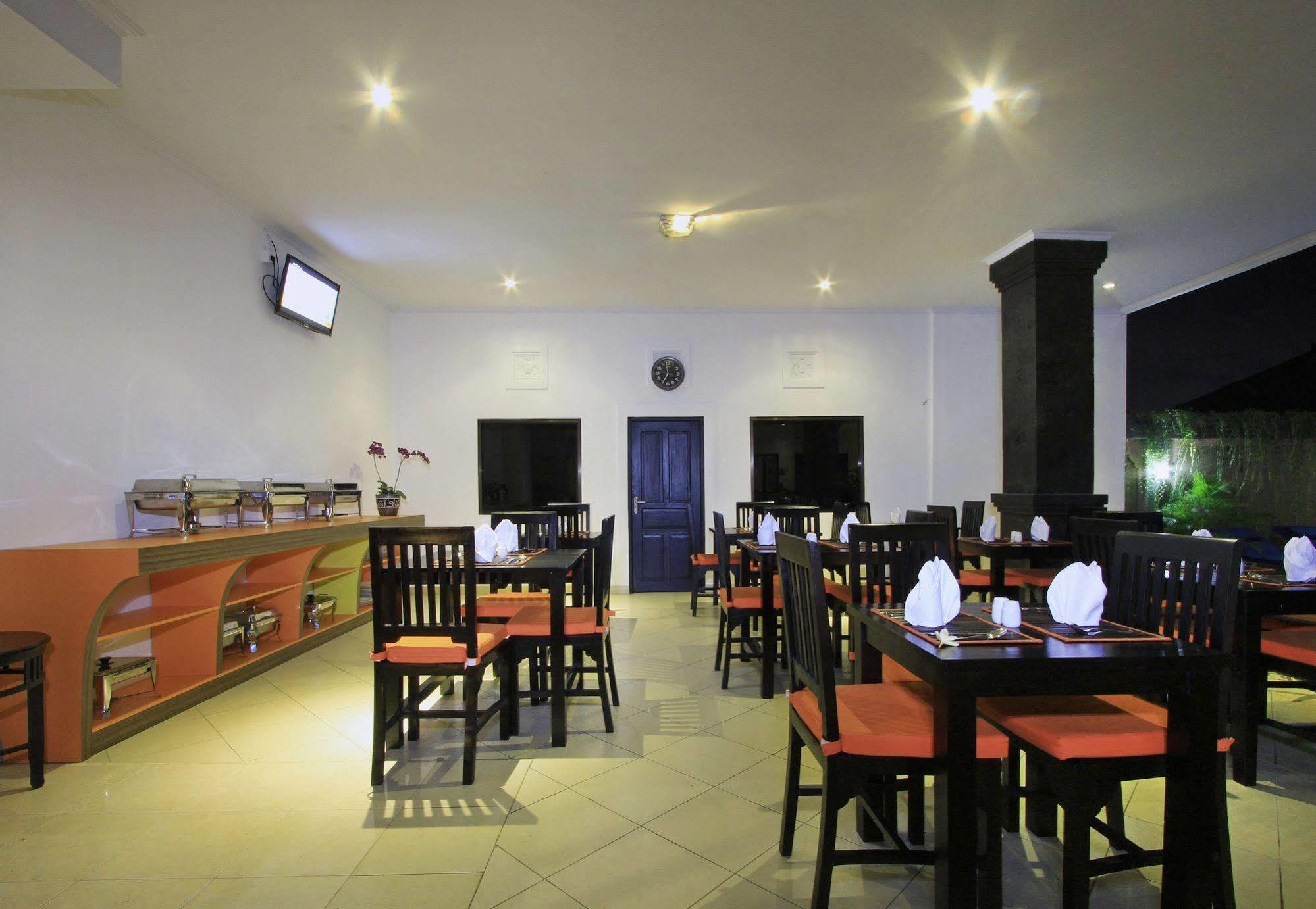 Kubu Anyar Hotel Кута Екстер'єр фото
